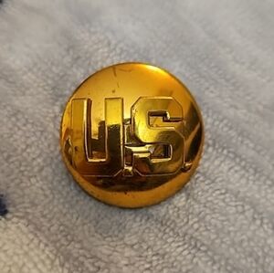 1/$5 or 3/$10 Vintage Signed U.S. Army Enlisted Collar Insignia Disk Pin